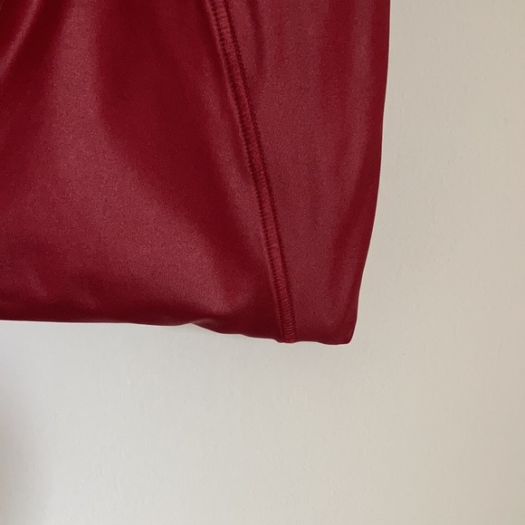 Rhubarb Red Sports Bra (S) & Legging (S) Matching Set-Cycle House by Marika NWT - Picture 9 of 9